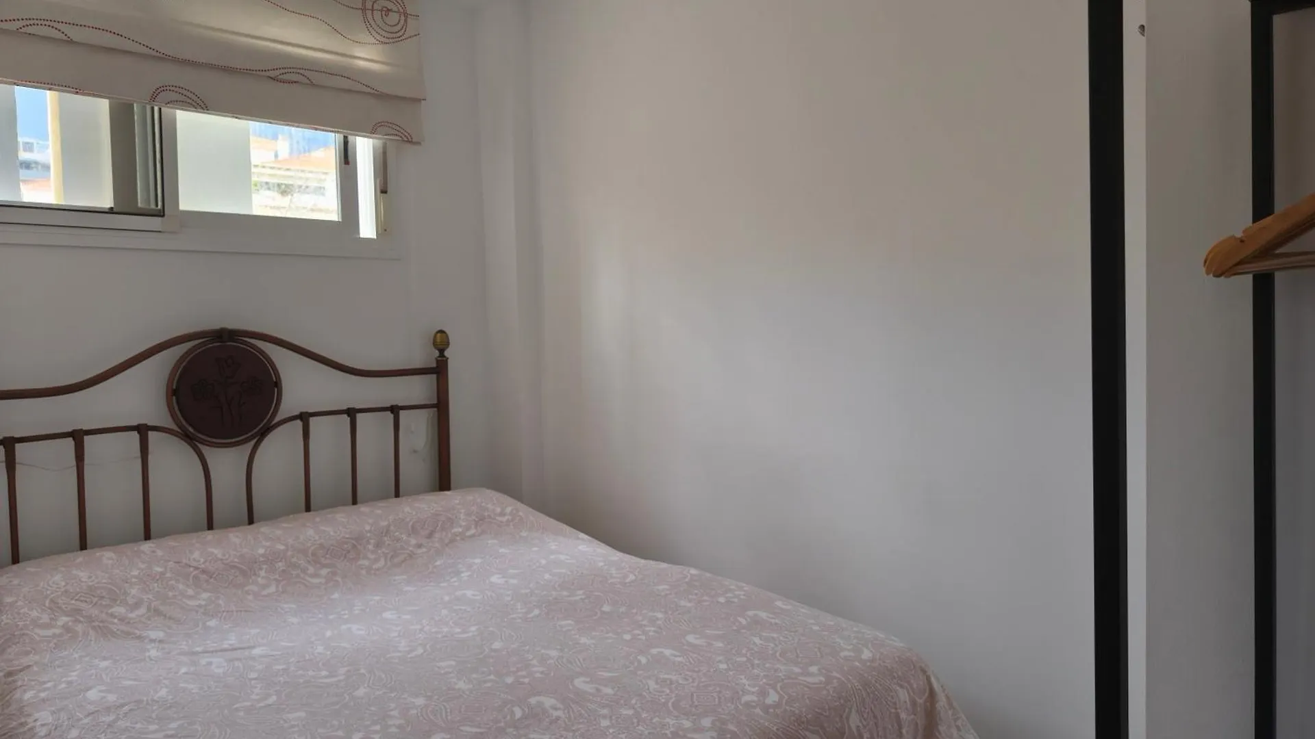 Torremolinos Beach Apartment 0*,  Spain