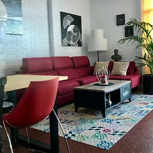 https://torre-de-la-roca-industrial69.hotelsinnerja.org